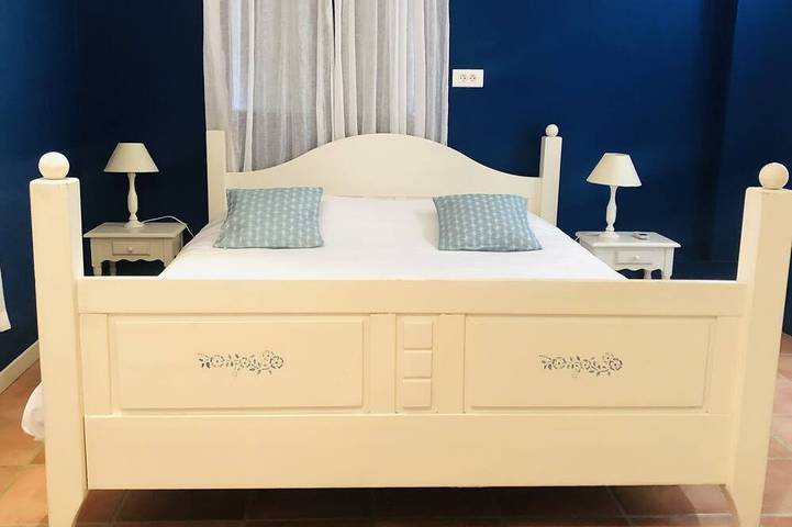 Chambre d’hôte pour 5 personnes, avec jardin et piscine à Fontaine-de-Vaucluse - 2