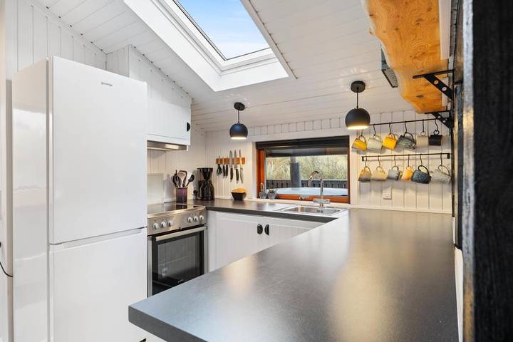 Tolles Ferienhaus in Årgab mit Badetonne nur 250 Meter vom Strand in Skodbjerge, Årgab