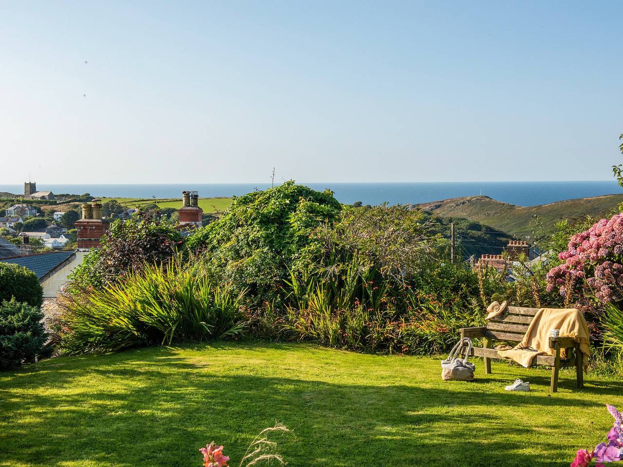 Trevivian House in Boscastle, Pentire Point - Widemouth