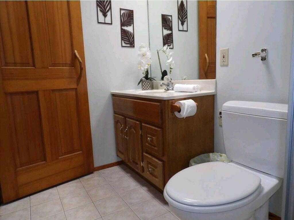 Peaceful Volcano lodge with a hot tub in Mauna Loa Estates, Volcano