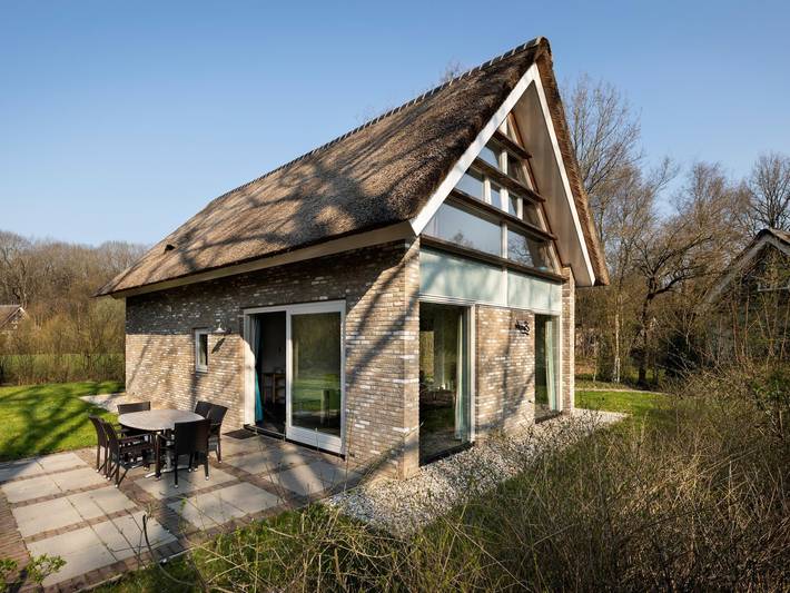Bungalow voor 6 personen, with Terras and Tuin as well as Sauna in Ruinen