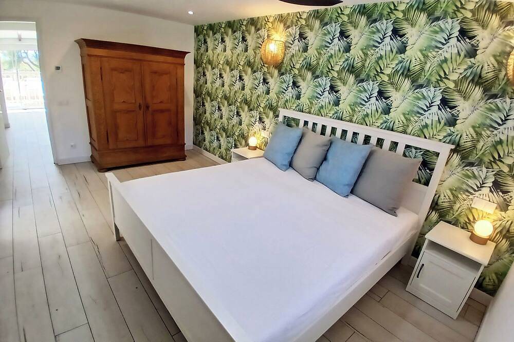 Einzigartiges Ferienhaus - nur 2 Gehminuten zum Strand! in Playa de Muro, Muro