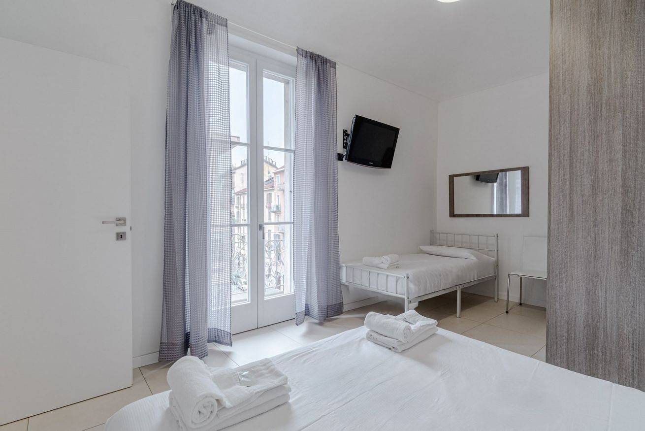 Guesthost - Ginevra Bright Flat near the Hospital, foto 10