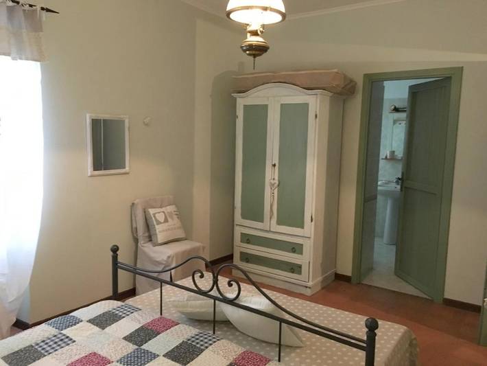 Privatzimmer für 3 Personen, mit Terrasse und Garten sowie Ausblick in San Lorenzo Nuovo