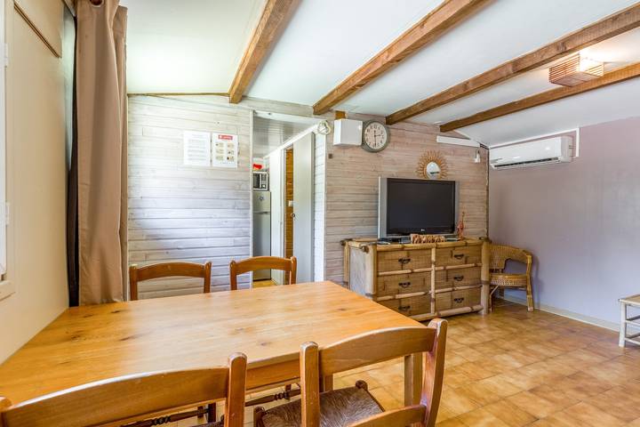 Le bambou - gîte les aubians, relax tra natura e comfort vicino a Bagnols-sur-Cèze in Bagnols-sur-Cèze, Nimes e dintorni