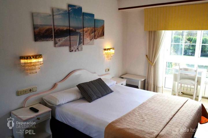 Hôtel pour 2 personnes, avec terrasse à Oleiros (Espanha) - 2