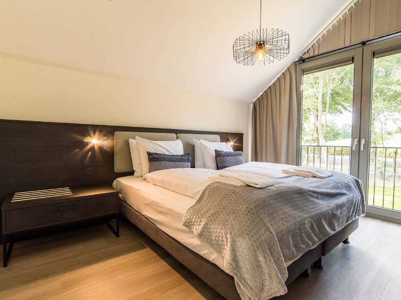 Luxusvilla mit Innenpool in Maastricht, Limburg (Niederlande)