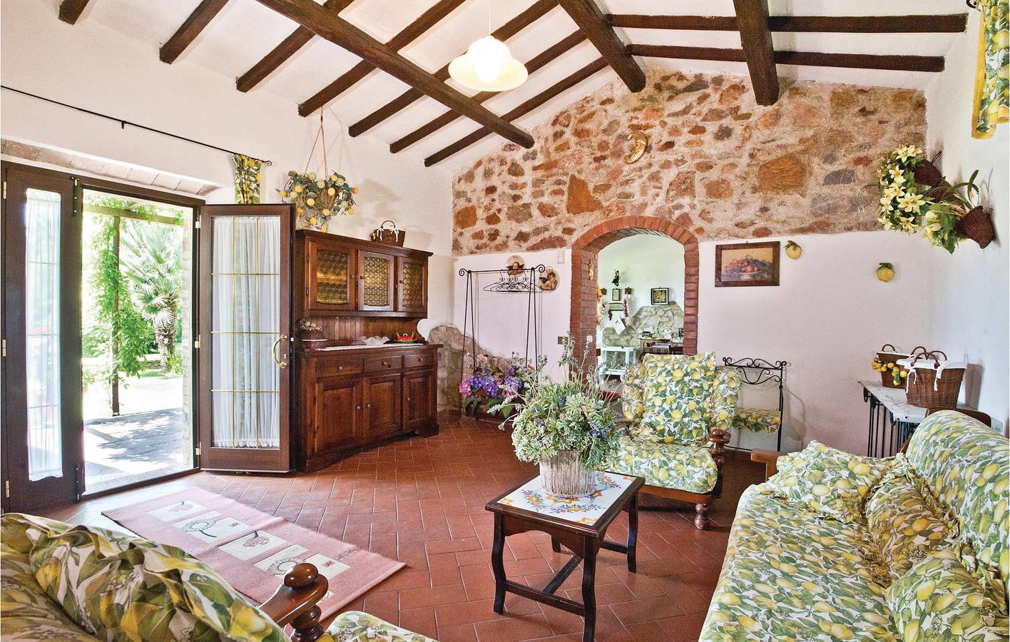 Caldana Wohnung mit Parkplatz, Pool & Garten in Gavorrano, Grosseto Provinz