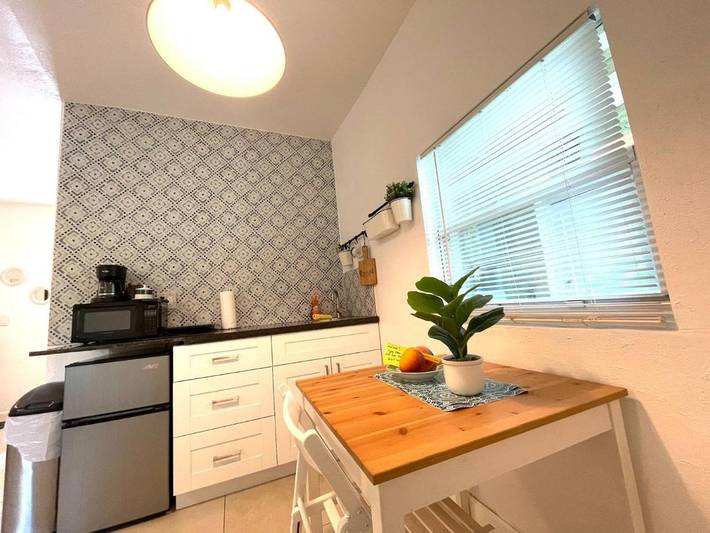Casa de huéspuedes para 4 personas, con jardín en Miami
