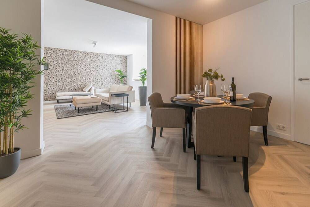 Ganze Wohnung, Dieses komplett renovierte Apartment bietet alles für Geschäftsreisen, Familienurlaub usw in Roosendaal, Nordbrabant