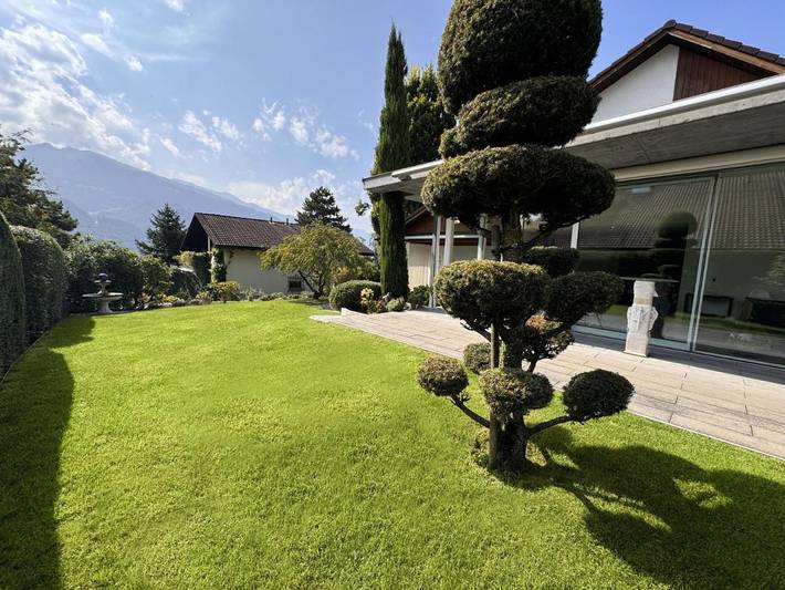 Location de vacances pour 10 personnes, avec sauna ainsi que vue et jardin, animaux acceptés à Maienfeld - 2