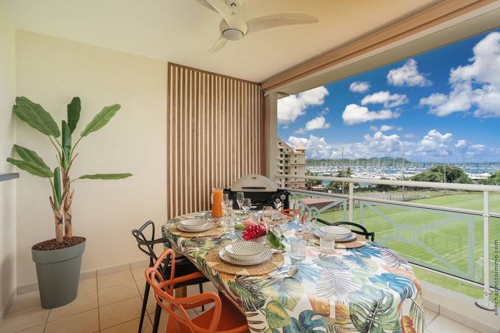 Appartement de vacances pour 4 personnes, avec terrasse