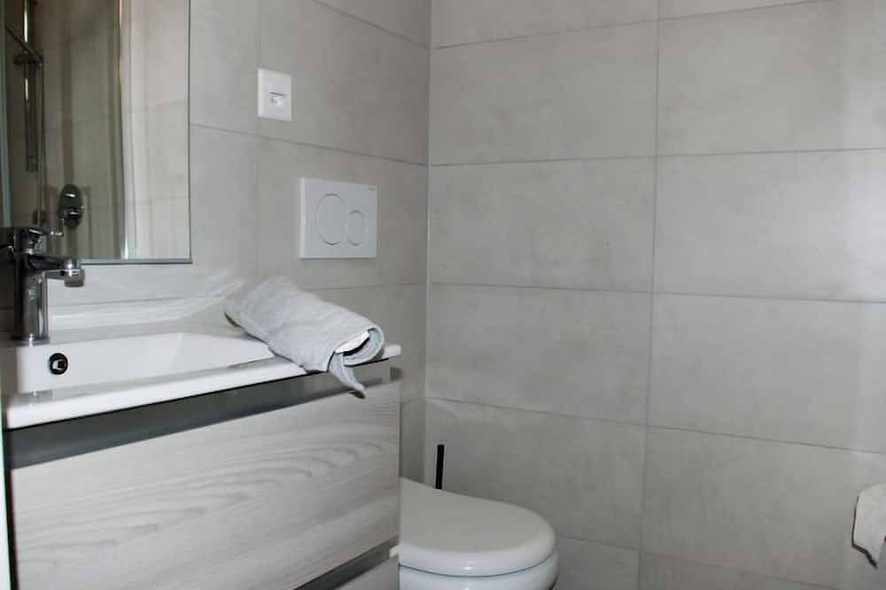 Geheel appartement, Charming Gardenview App. 102 in Campione d'Italia, Luganomeer