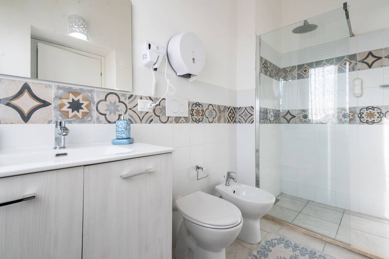 Affittacamere Aiosardegna Al Porto - Camera 3_al_Porto in Cagliari, Campidano