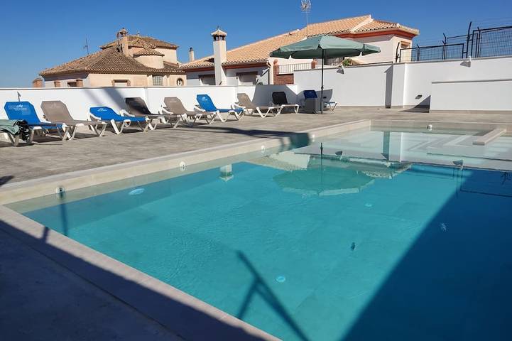 Gîte pour 10 personnes, avec Balcon et Piscine dans Tocón