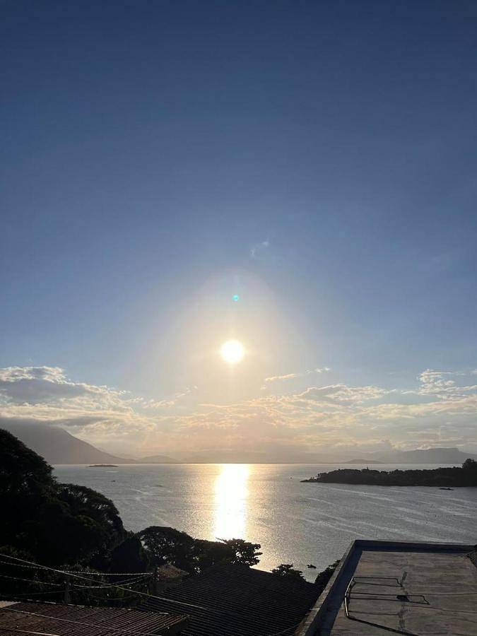 Casas e apartamentos de temporada para 5 pessoas, com vista e terraço e ainda vista para o lago, com animais de estimação em Ribeirão da Ilha
