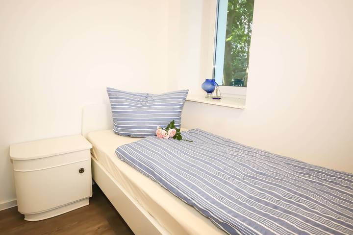 Ganze Wohnung, Ferienwohnung für 4 Personen mit Garten in Gransee, Ruppiner Seenland
