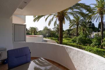 Apartment for 2 People in Marbella East, Marbella, Photo 3
