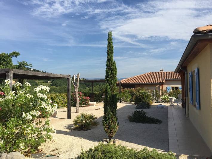 Location de vacances pour 8 personnes, avec piscine à Vallon-Pont-d'Arc - 4