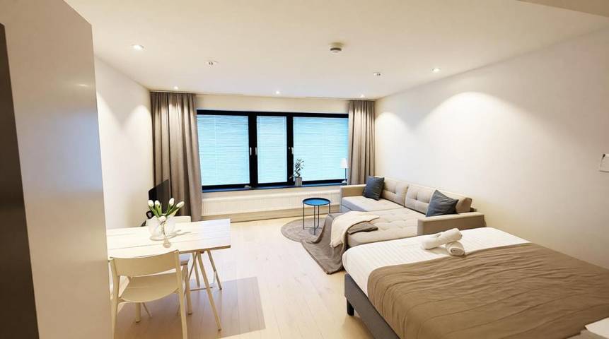 Lägenhet för 4 Personer, med bubbelpool samt pool och bastu i Växjö