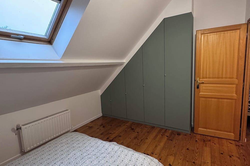 La parenthèse de Camille - Family house 6 bedrooms - garden - near beach in Calais, Calais region
