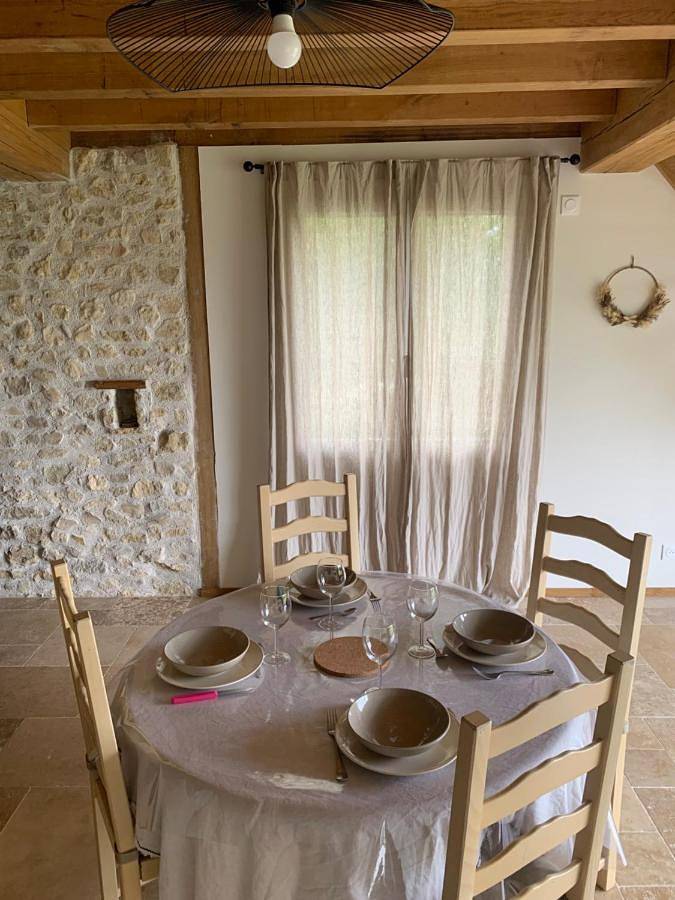 Location de vacances pour 4 personnes, avec terrasse ainsi que jardin et vue à Saint-Prouant - 2