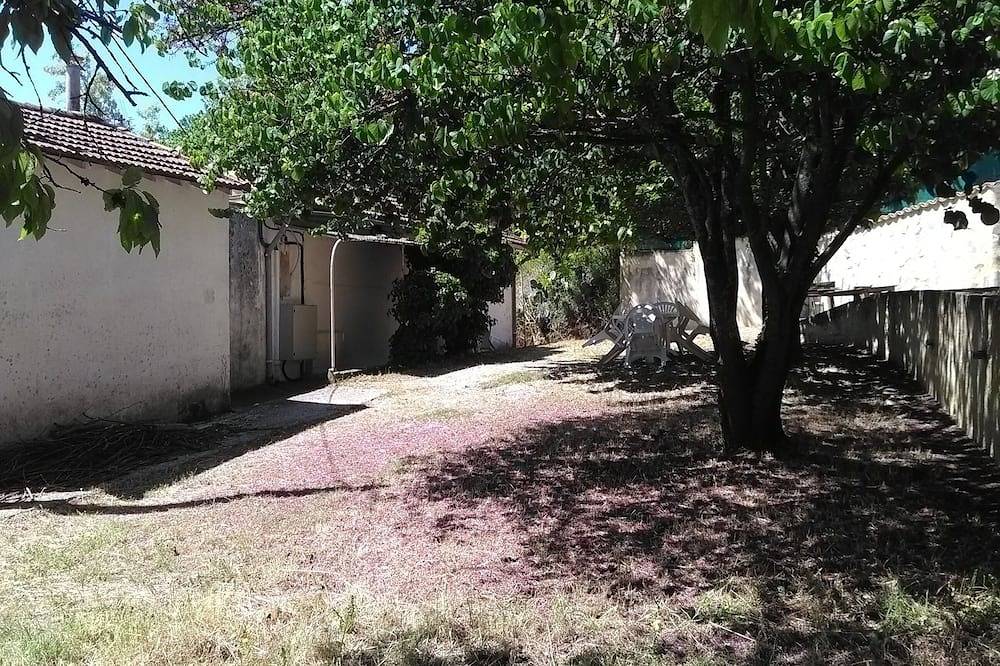 House / villa - 2 rooms - 4/6 persons in Carnoules, Toulon region