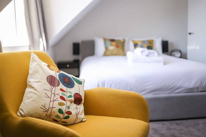 Appartement entier, Moderne-Studio-Salle de bain privée in Bristol, Angleterre du Sud-Ouest