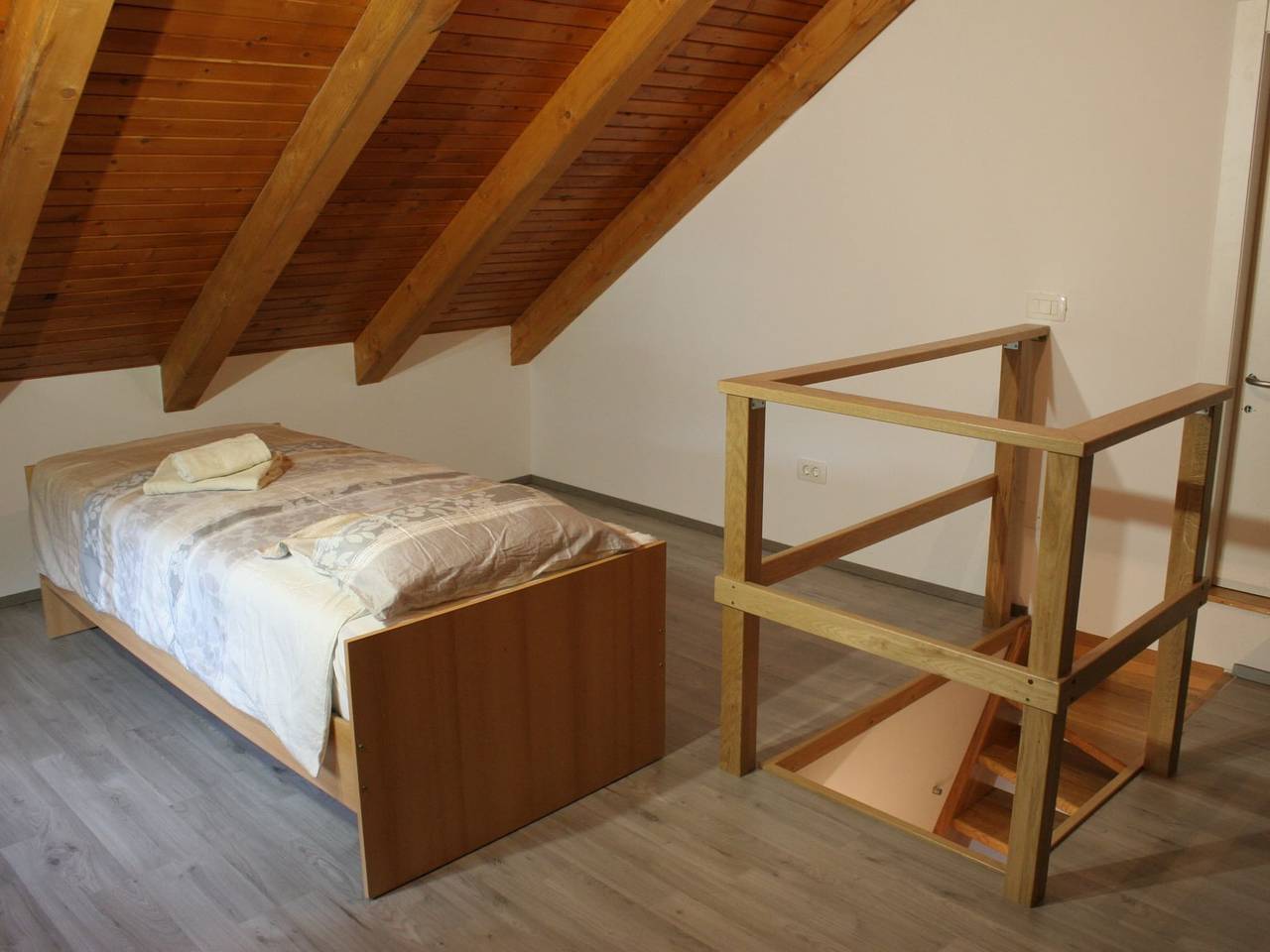 Ganze Wohnung, Riverside Rustic Ridge Apartments with Balcony - Three Bedroom Apartment with Balcony in Tolmin, Slowenien