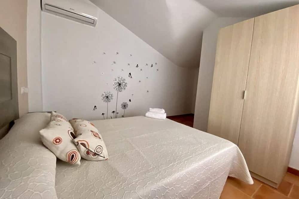 Apartamento entero, Alojamiento Los Tejos - Arroyo Frio in La Iruela, Parque natural de las Sierras de Cazorla y Segura