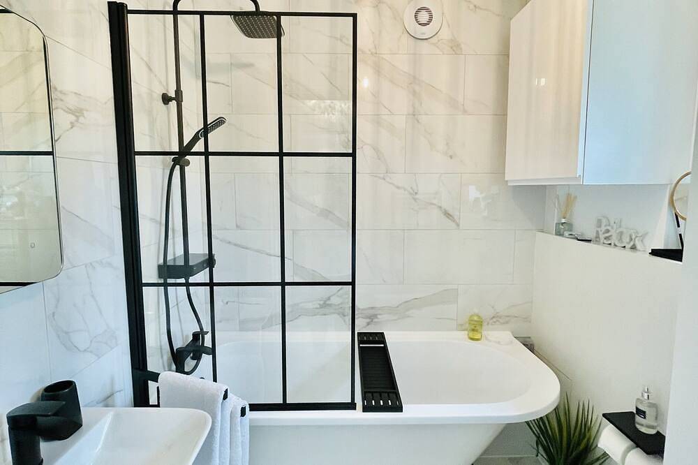 Cotswold Chic Retreats \"Cloud Nine\" Chipping Campden in Chipping Campden, Gloucestershire