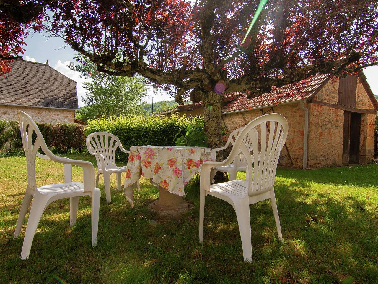 Cottage near Lac du Causse with Terrace in Chasteaux, Brive-la-Gaillarde region