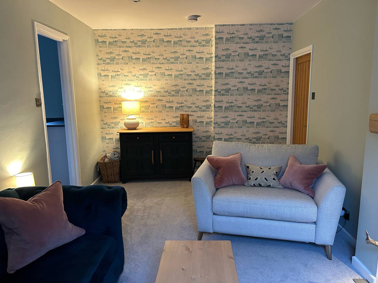 Entire apartment, Secret Garden, 34C Clarence Street in Dartmouth, Devon