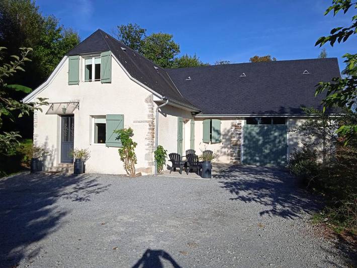 Location de vacances pour 6 personnes, avec jardin et vue à Ogeu-les-Bains - 2