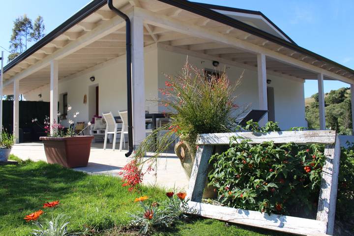 Maison de vacances pour 2 personnes, avec terrasse ainsi que vue et jardin - 1