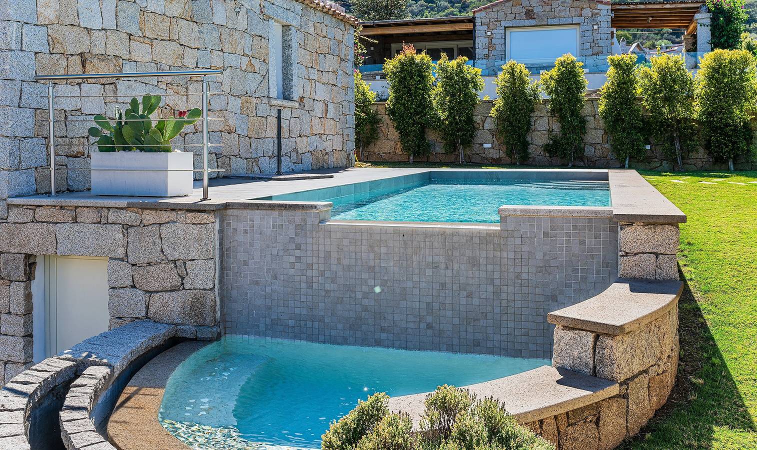 Villa 'Laccus 6' with Sea View, Wi-Fi and Air Conditioning in Cagliari Province