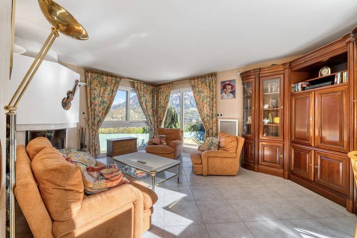 Villa pour 7 personnes, avec terrasse ainsi que vue sur le lac et jardin sur le Lac d'Annecy - 3