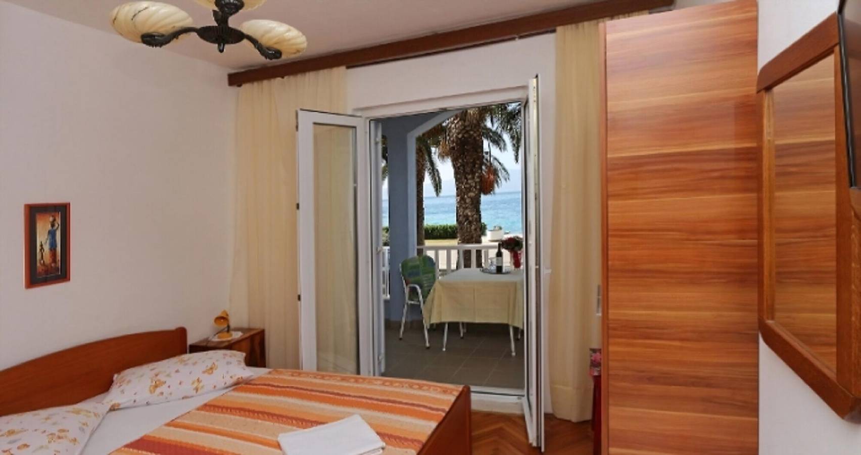 Apartment and Rooms Tomo 1 in Babićeva plaža, Zaostrog