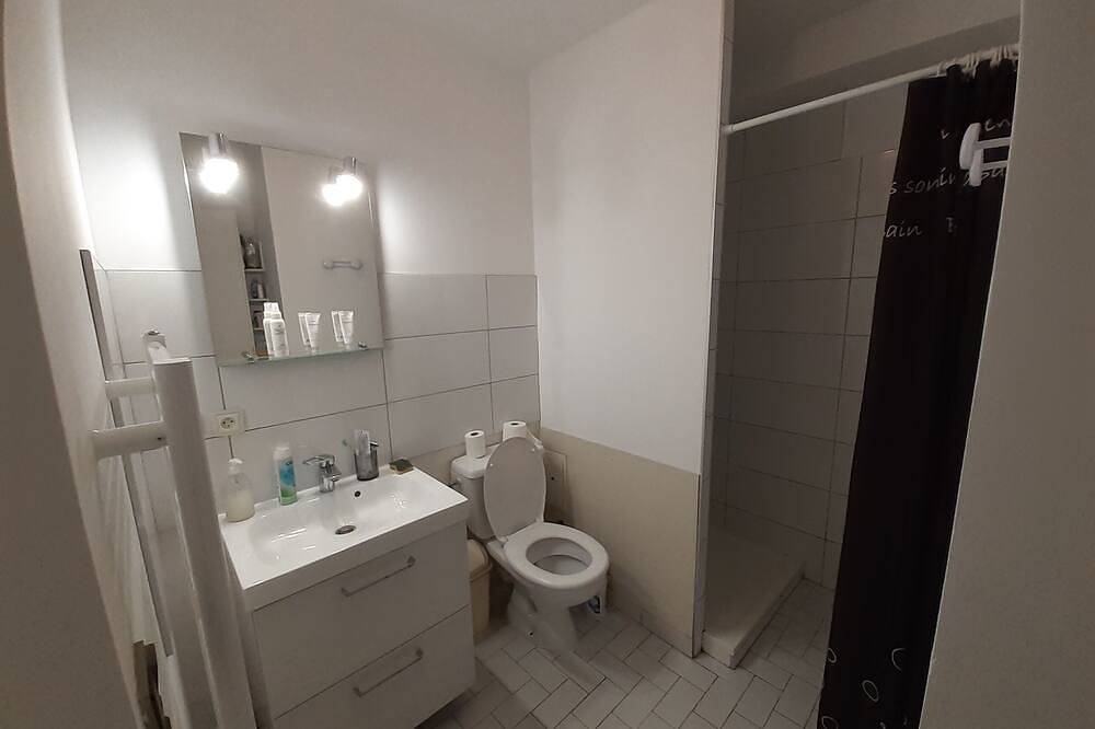 Appartement entier, Studio avec jardin, lac d'annecy in Menthon-Saint-Bernard, Région d'Annecy