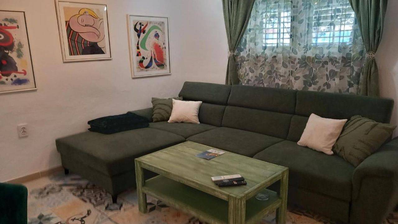 Ganze Ferienwohnung, Ferienwohnung für 2 Personen (36 m²) in Rab in Palit, Rab