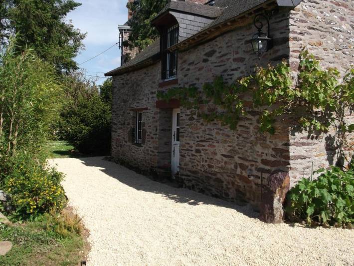 Location de vacances pour 2 personnes, avec vue et jardin à Retiers - 3