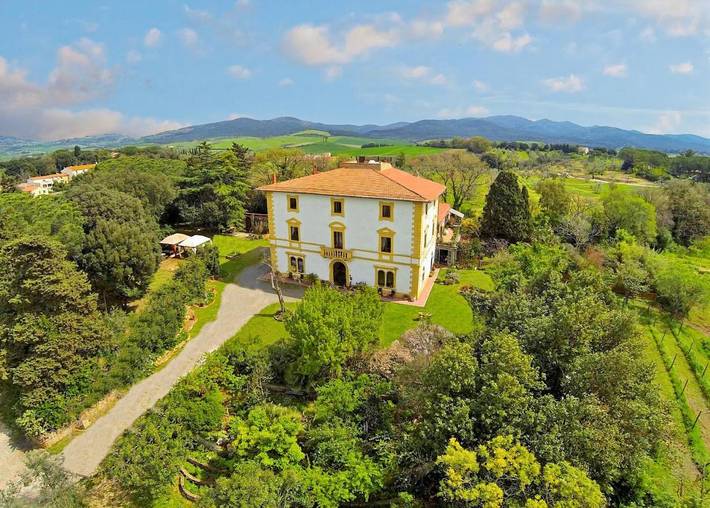 Agriturismo per 2 persone, con piscina e giardino nonché panorama a Bibbona