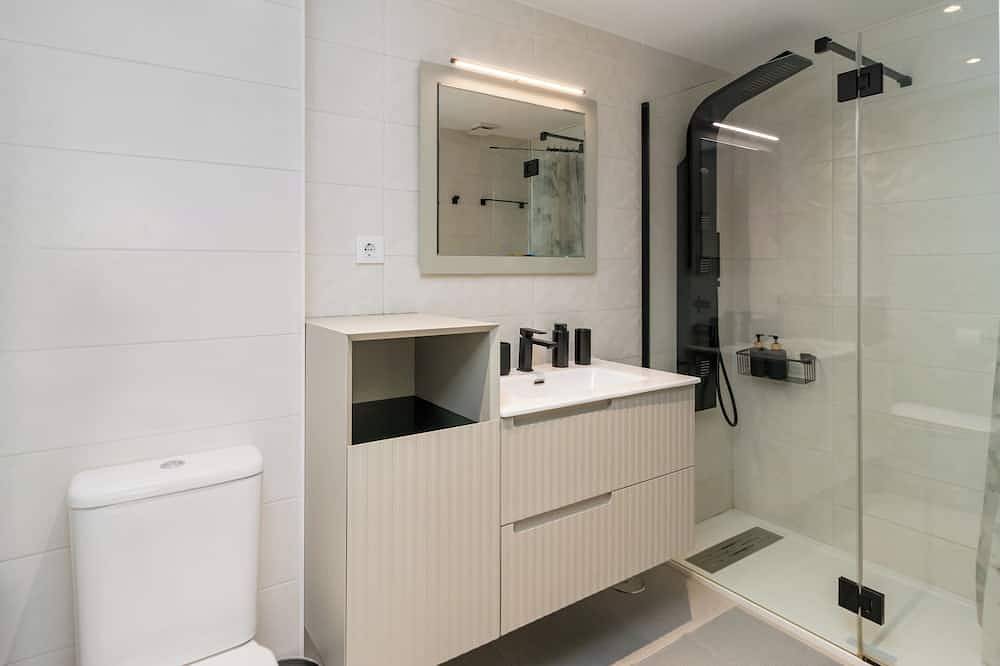 Modern apartment in downtown Somo. 3 minutes from the beach. in Playa de El Puntal (Ribamontán al Mar), Ribamontán al Mar