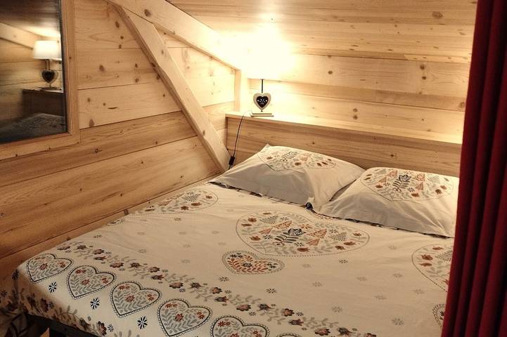 Gîte pour 4 personnes, avec terrasse et jardin à Thônes - 3