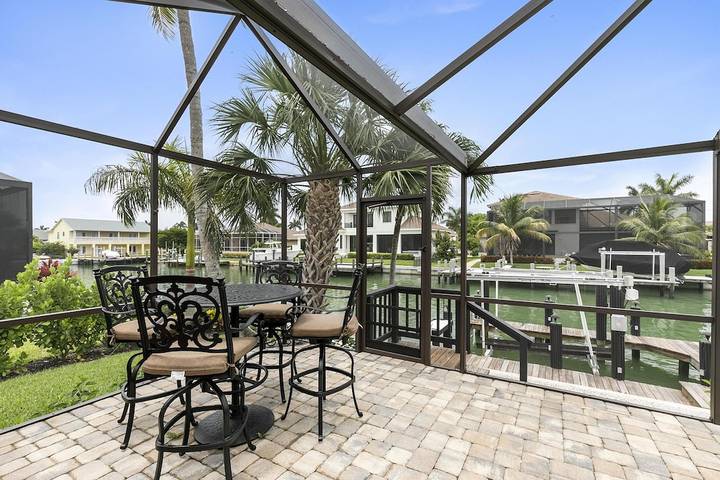 Holiday rental for 8 people, with hot tub and terrace in Marco Island