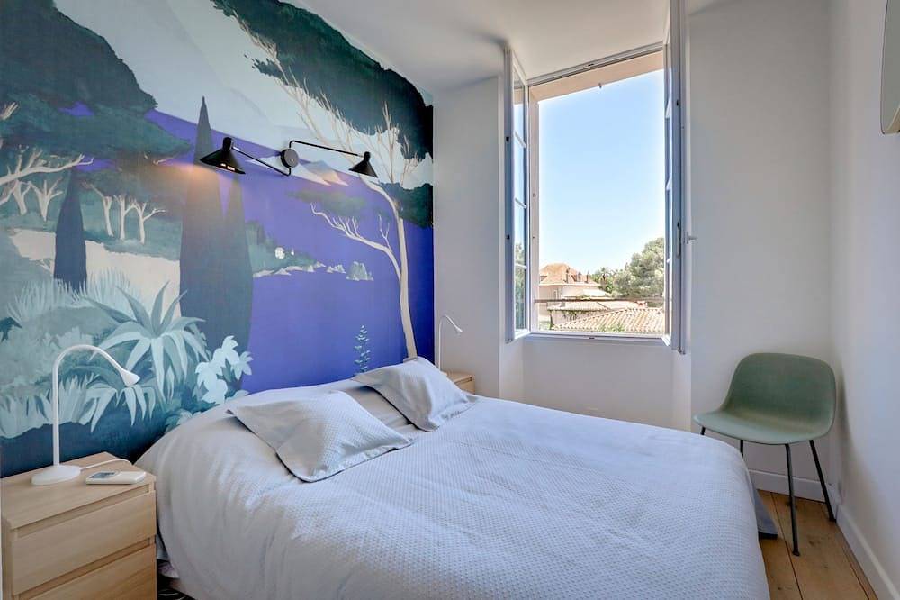 Appartement entier, L'Appartement des Lices, au coeur de Saint Tropez in Saint-Tropez, Côte méditerranéenne (France)