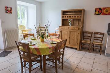 Gîte pour 5 Personnes dans Les Monts-Verts, L'Aubrac, Photo 4