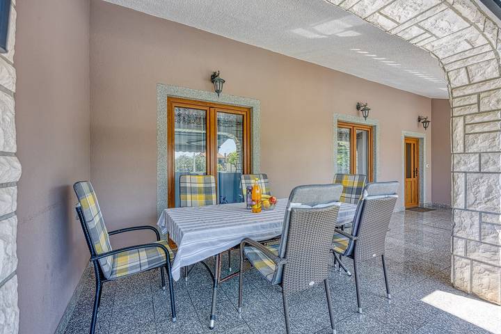 Ferienhaus für 9 Personen, mit Pool und Garten in Pula-Medulin - 3