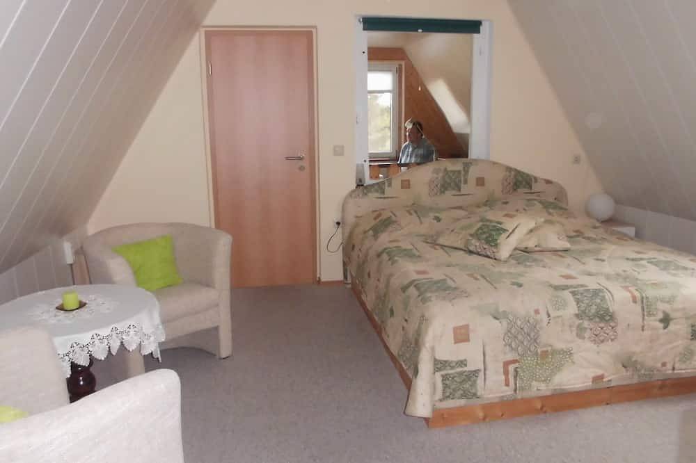Ganze Wohnung, Mit direktem Blick auf ein Storchennest in Alt Zauche, Alt Zauche-Wußwerk