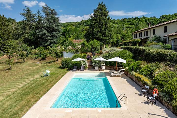 Casa vacanza per 6 persone, con Terrazza e Giardino a Castel del Piano
